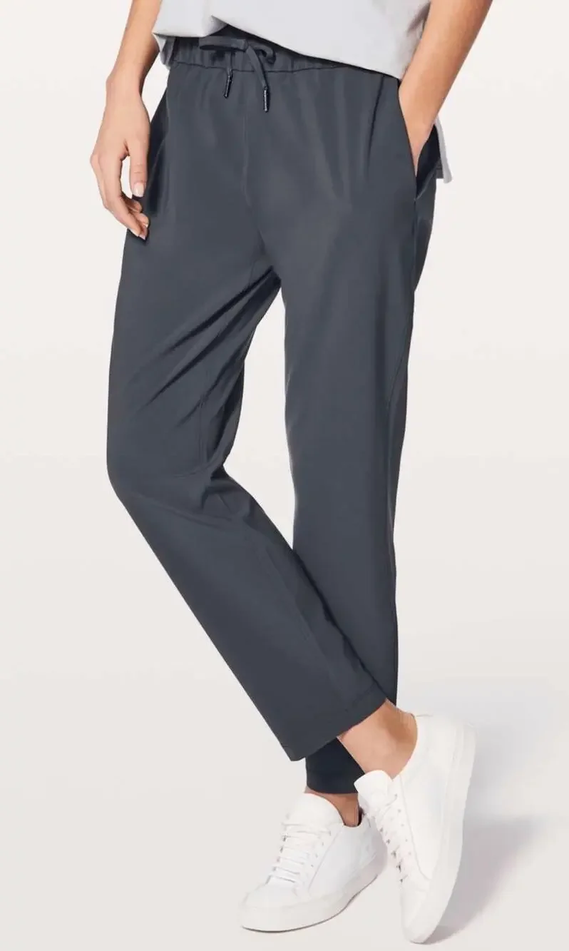 Lululemon On The Fly Pant Woven 28